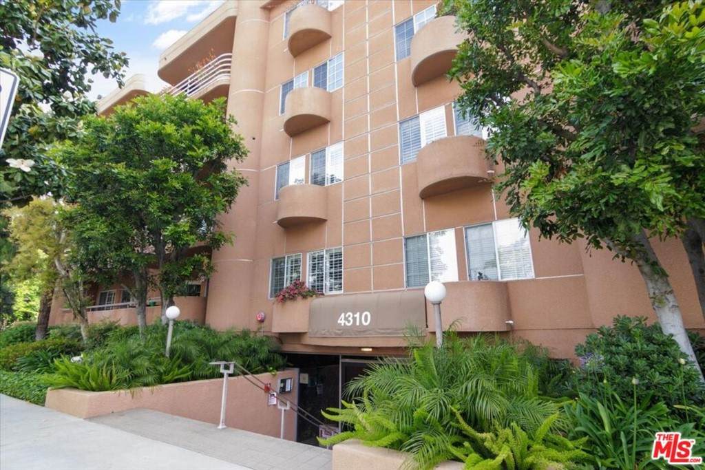 4310 Cahuenga Boulevard - Photo 1