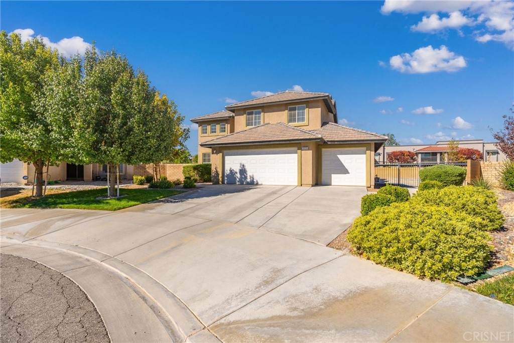3225 Jonathon Street - Photo 1