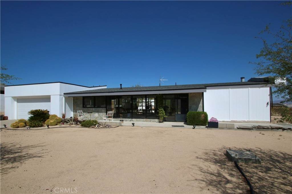 6140 Barlo Vento Avenue - Photo 1