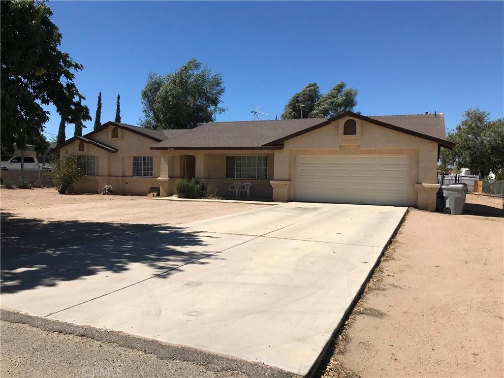 10006 Victor Avenue - Photo 1