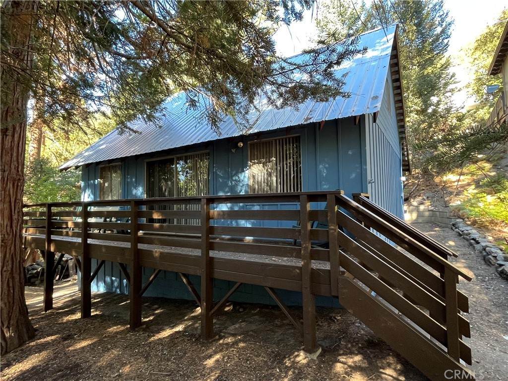5895 Robin Oak Drive - Photo 1