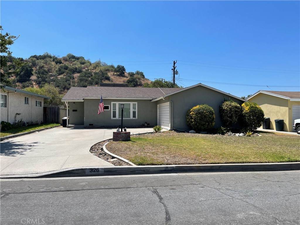 326 Linfield Street - Photo 1