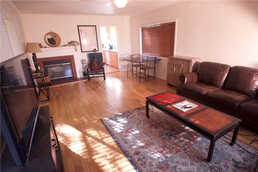 1110 Ardmore Avenue - Photo 1