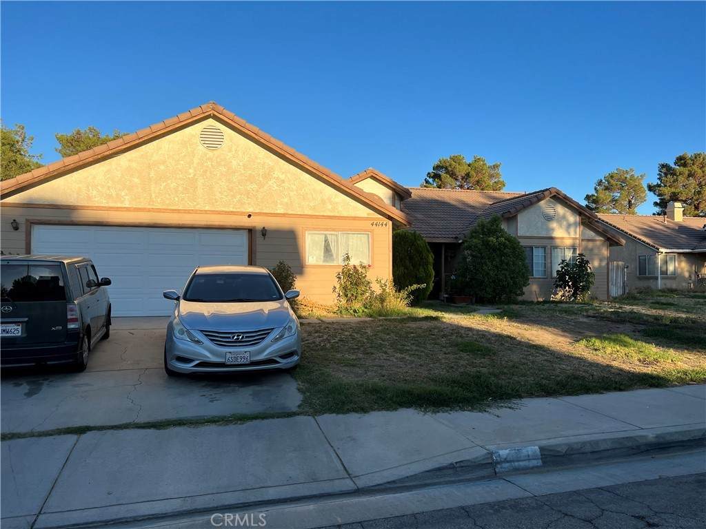 44144 Acacia Street - Photo 1