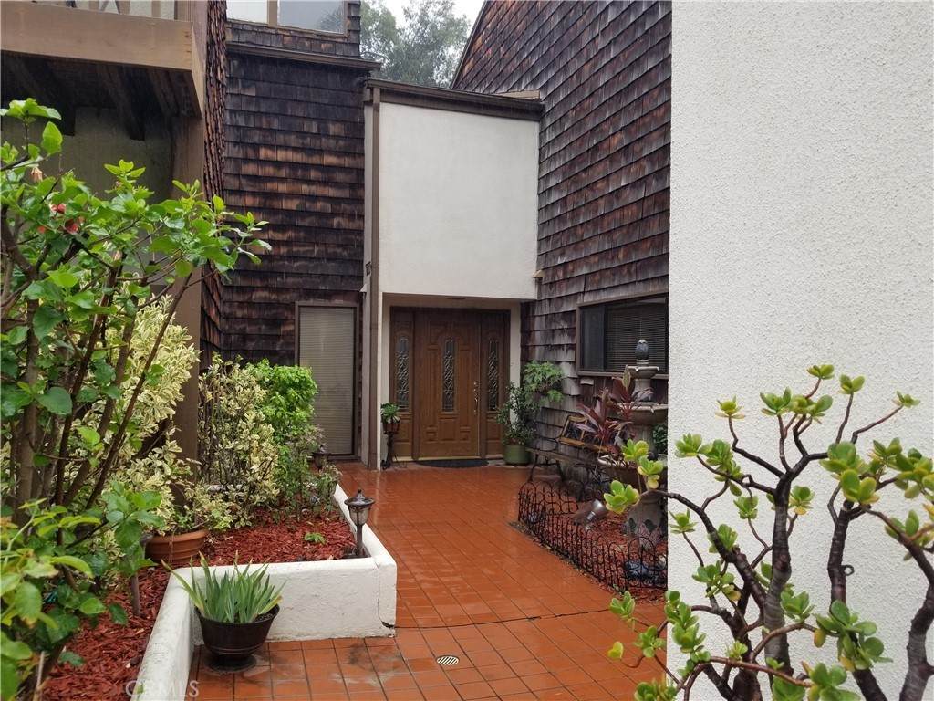 9434 Friendly Woods Lane - Photo 1