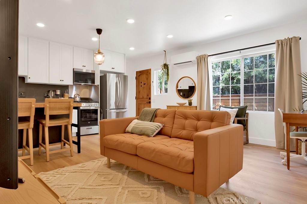 3435 Garden Ave - Photo 1