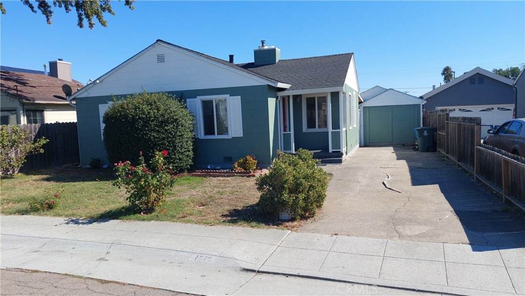 1518 Cypress Avenue - Photo 1
