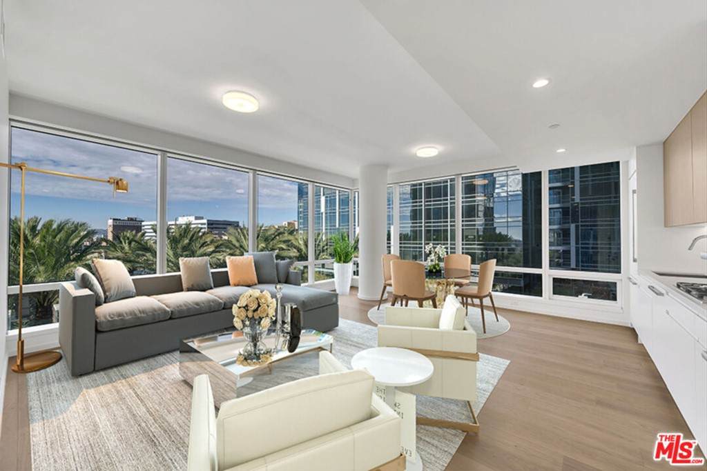 877 Francisco Street - Photo 1