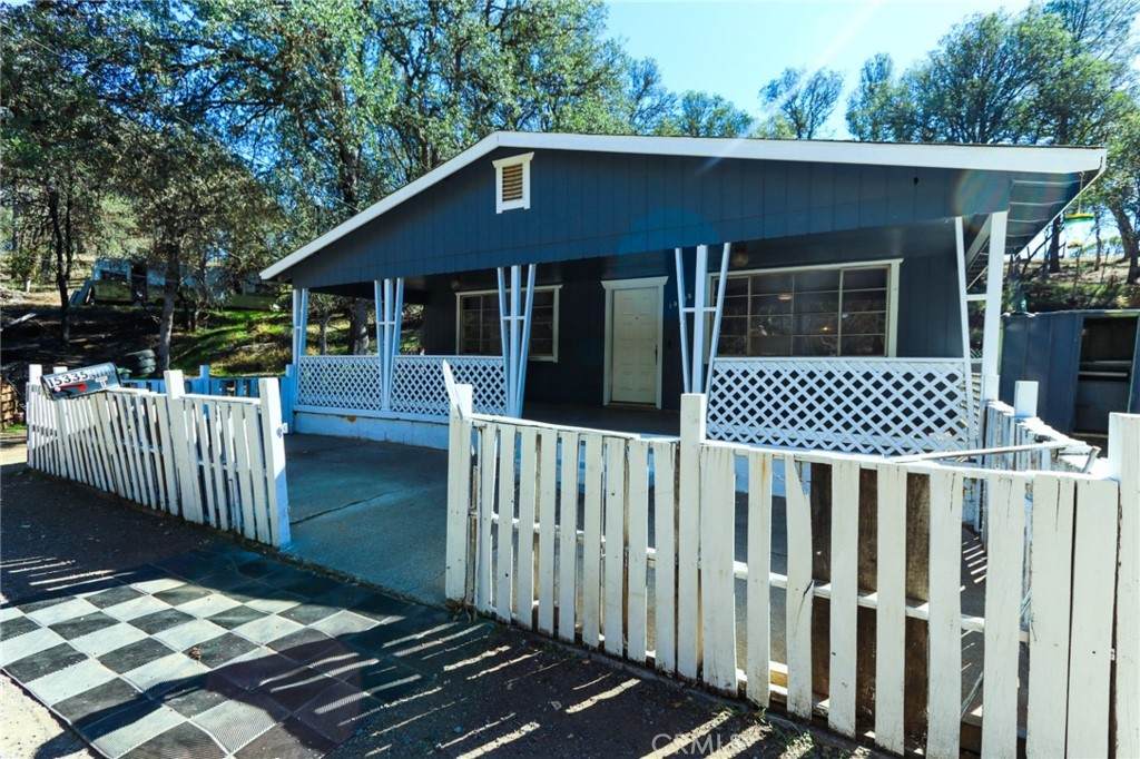 15335 Mason Street - Photo 1