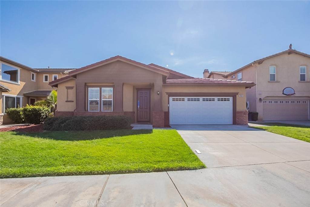 28323 Carlisle Street - Photo 1