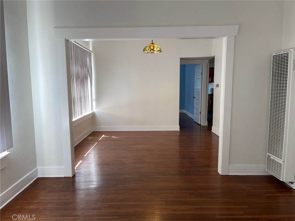 819 Cedar Avenue - Photo 1