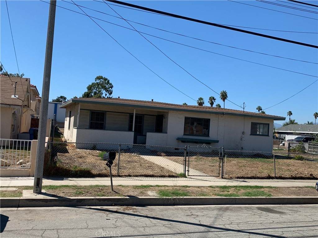 1423 Gibbs Street - Photo 1