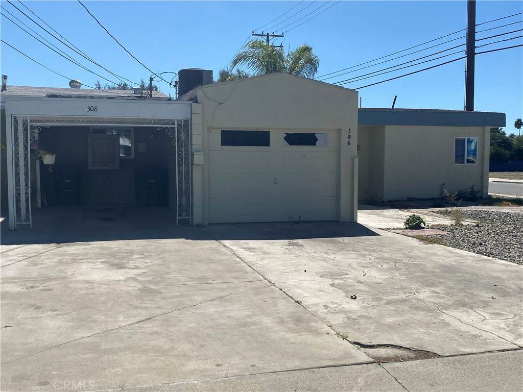 308 7th Street - Photo 1