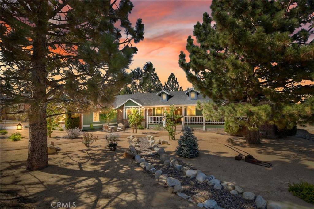 109 Palomino Drive - Photo 1