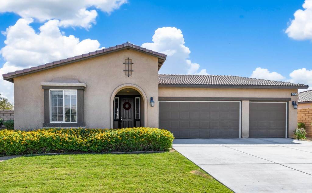 42120 Everest Drive - Photo 1