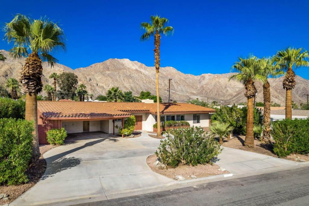 53815 Avenida Carranza - Photo 1