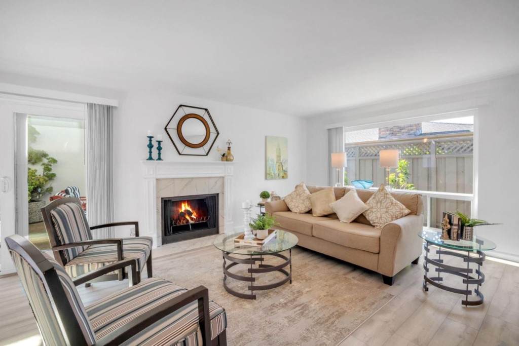 114 Hobart Avenue - Photo 1