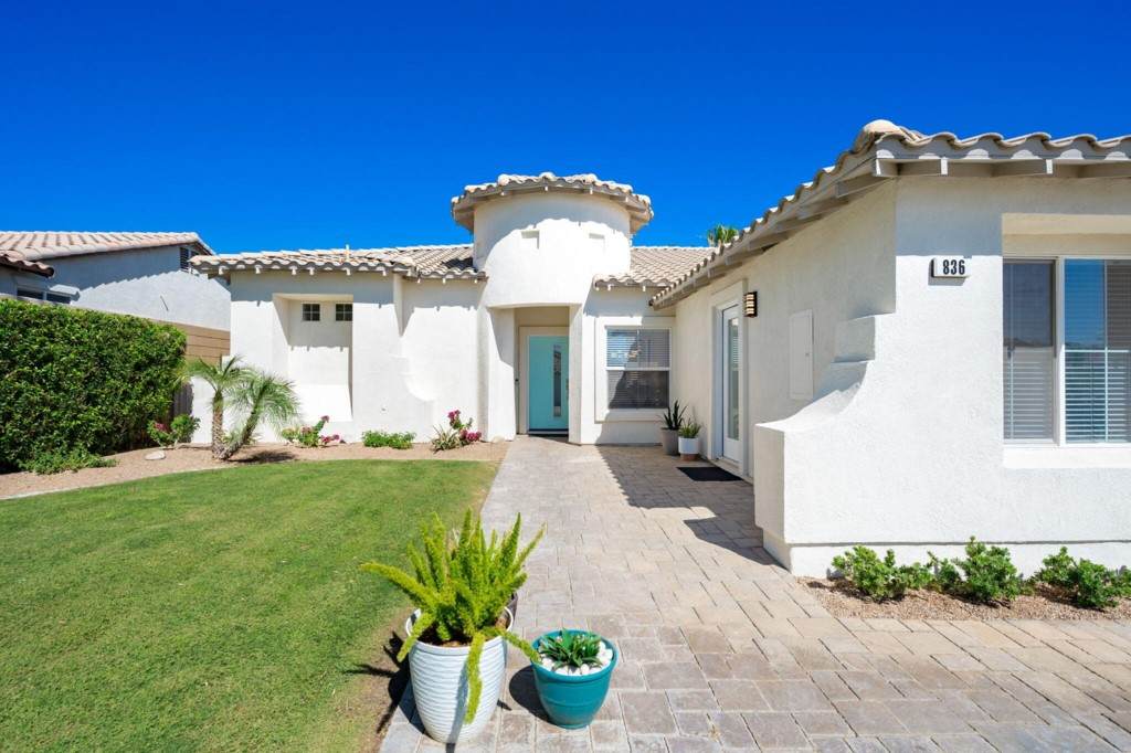 836 Mira Grande - Photo 1
