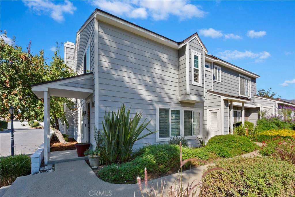 1691 Mountain Avenue - Photo 1