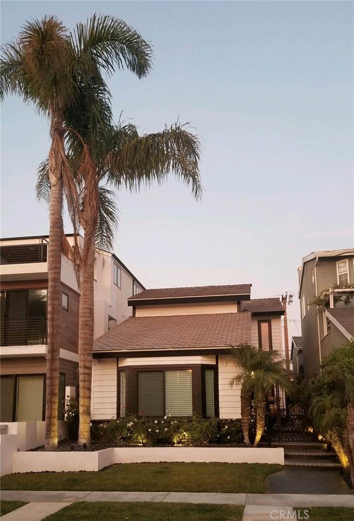 812 Huntington Street - Photo 1