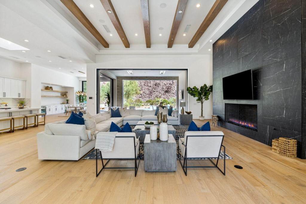 78250 Winnie Way Way - Photo 1