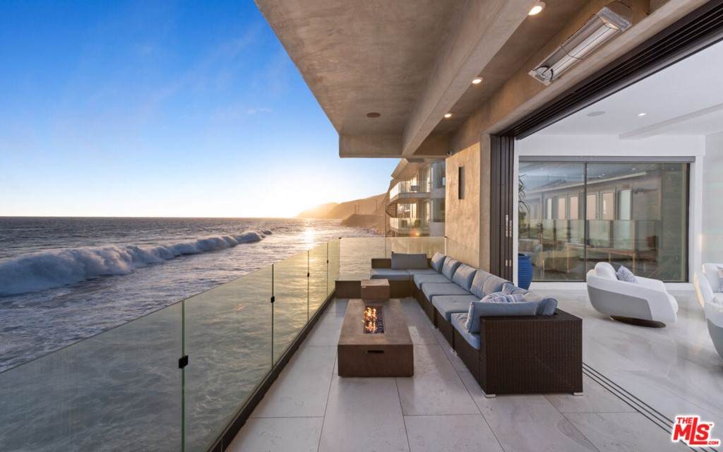 11350 Pacific Coast Highway - Photo 1