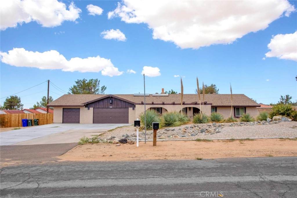 19102 Tehachapi Road - Photo 1