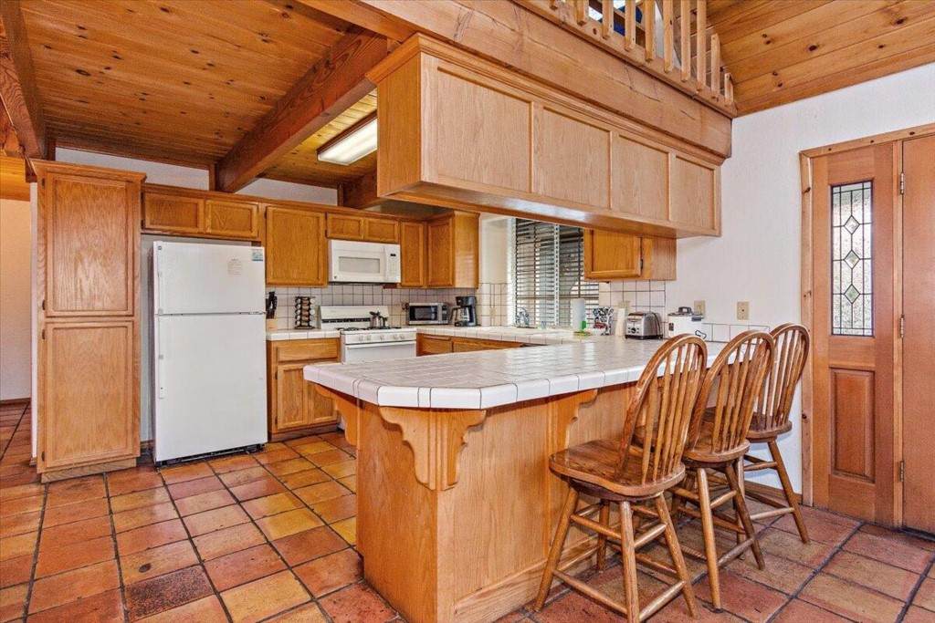 1331 La Crescenta Drive - Photo 1