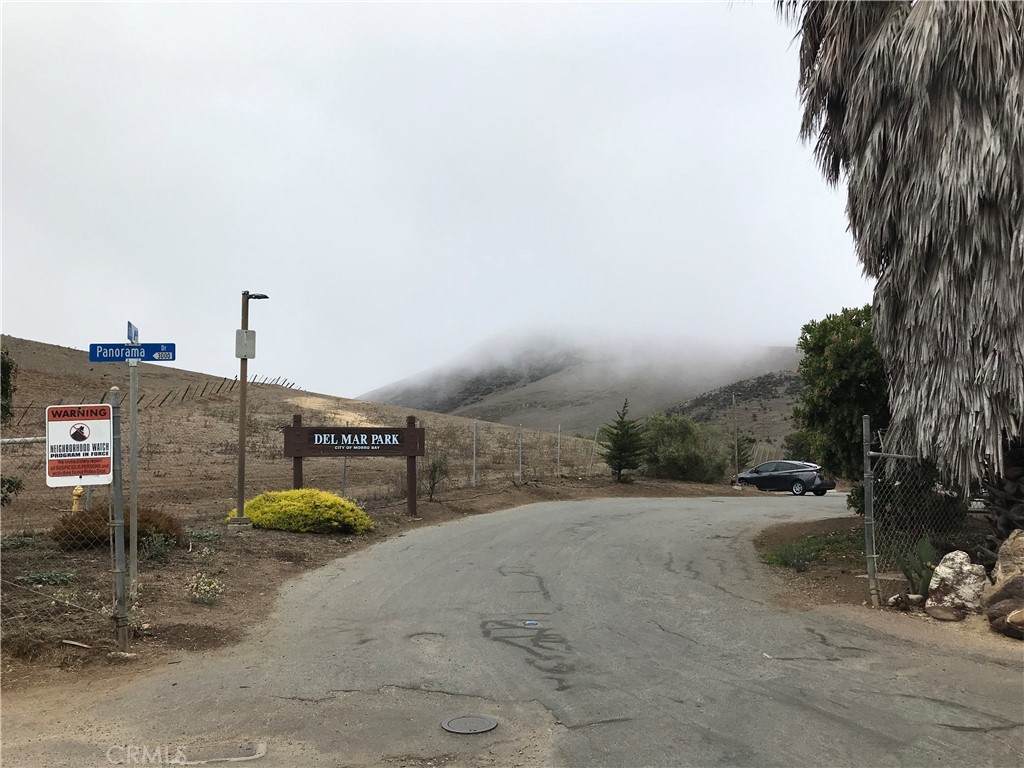 490 Island Street - Photo 1