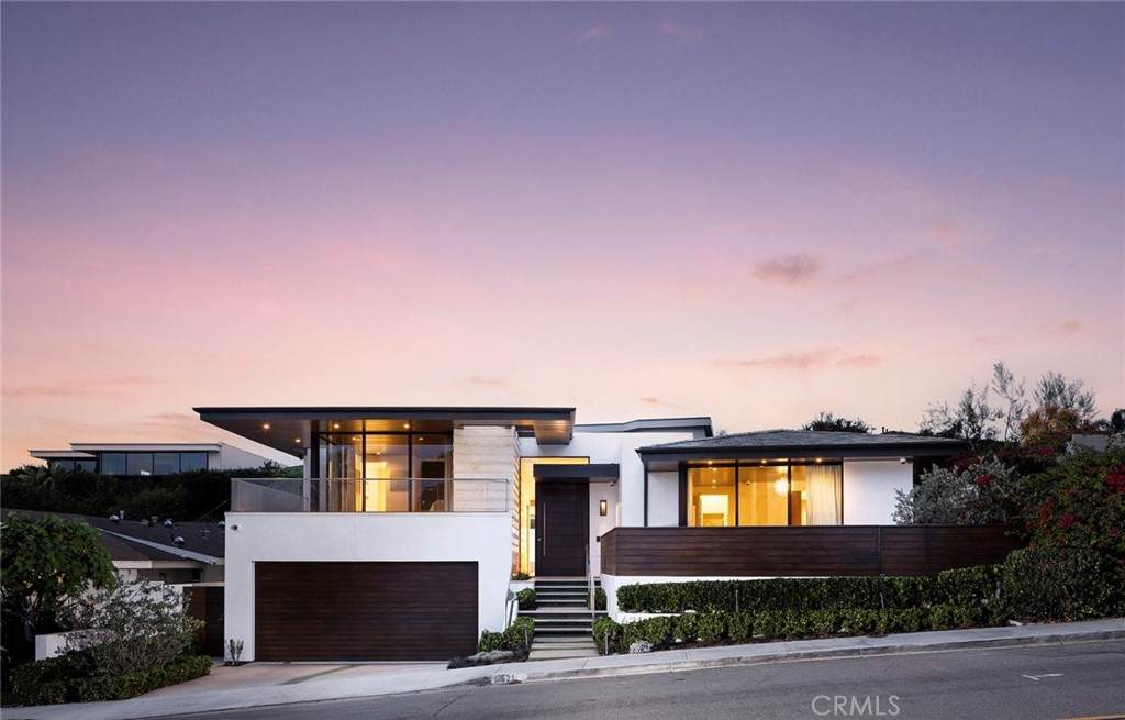 621 Malabar Drive - Photo 1