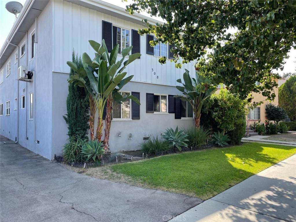 308 Maple Street - Photo 1