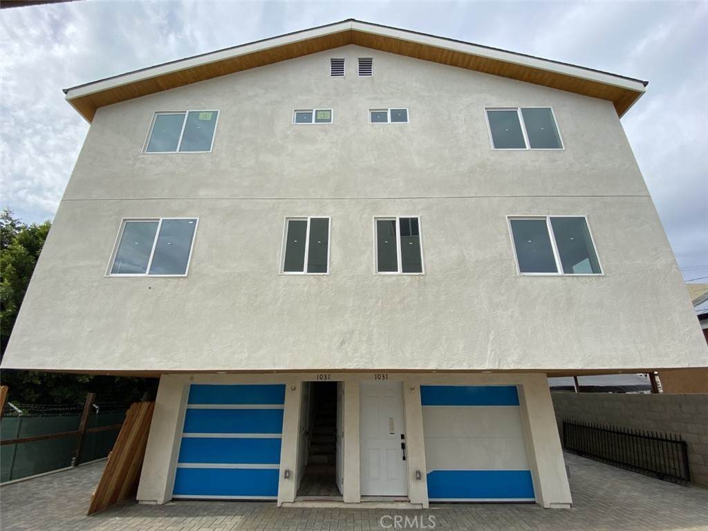 1031 1/4 Cummings Street - Photo 1