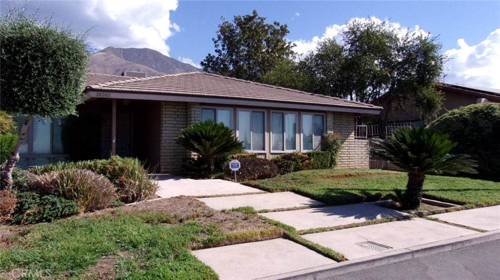 28360 Coachman Lane - Photo 1