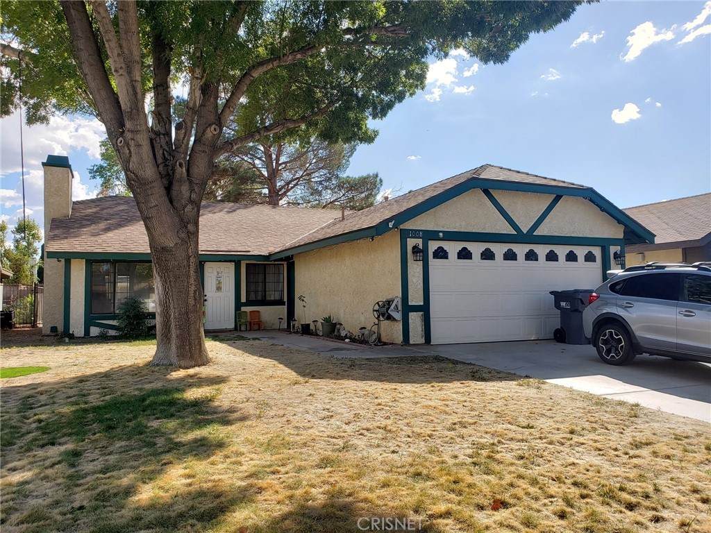 1008 Newgrove Street - Photo 1