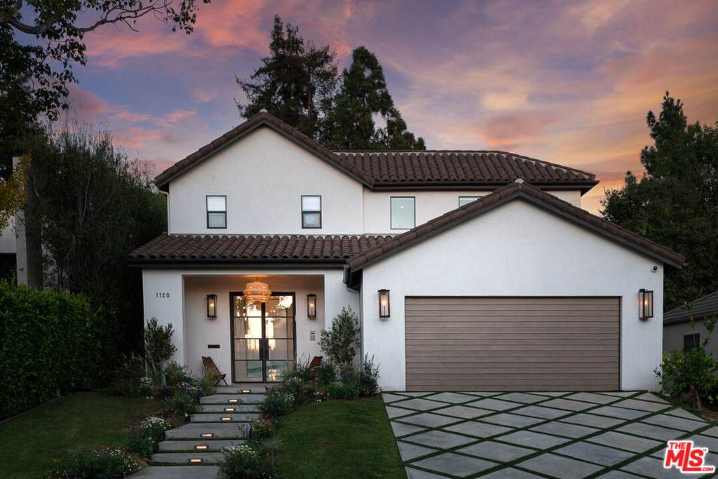 1120 Galloway Street - Photo 1