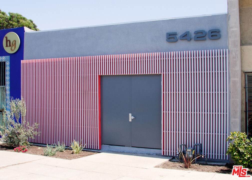 5426 Washington Boulevard - Photo 1