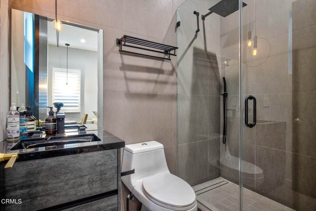 5622 Natick Avenue - Photo 1