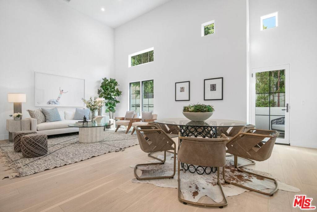 1025 Euclid Street - Photo 1