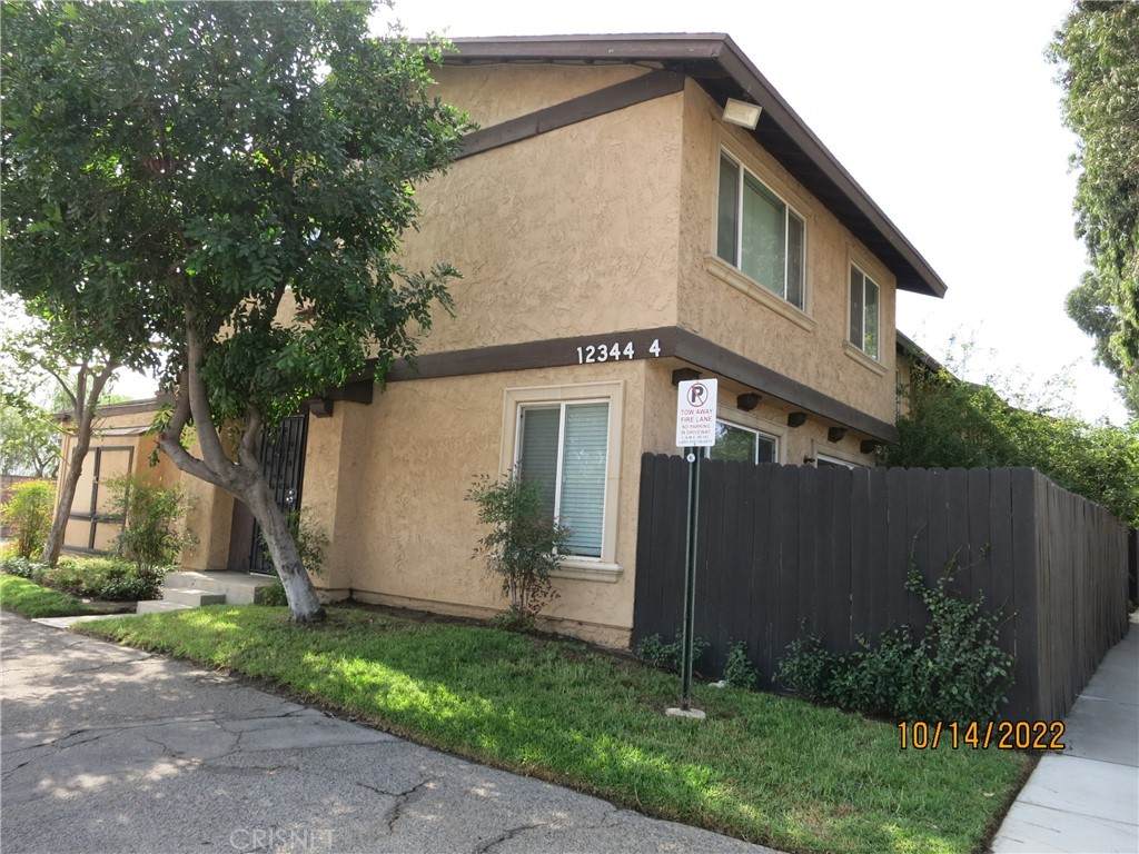 12344 Runnymede Street - Photo 1