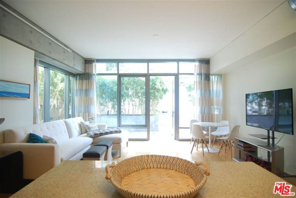 1100 Hope Street - Photo 1