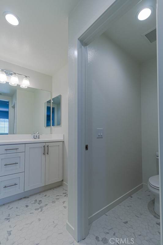 10534 Acorn Place - Photo 1