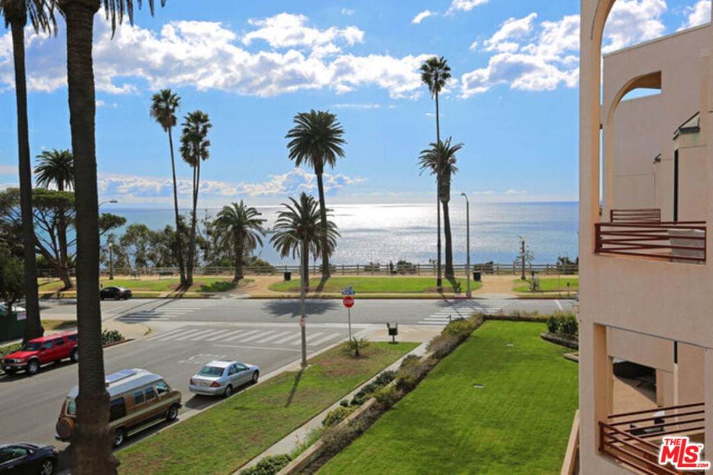 311 Ocean Avenue - Photo 1