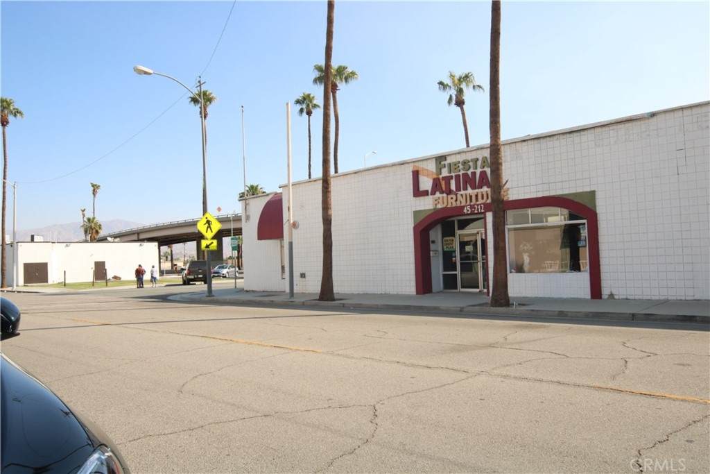45212 Fargo Street - Photo 1