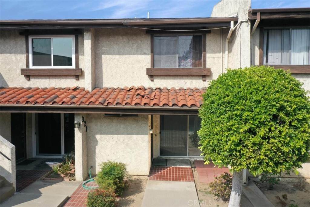 321 Nicholson Avenue - Photo 1