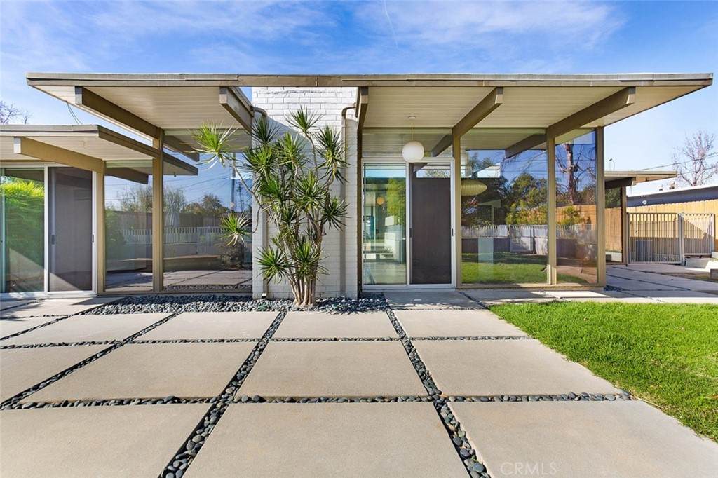 601 Woodland Street - Photo 1