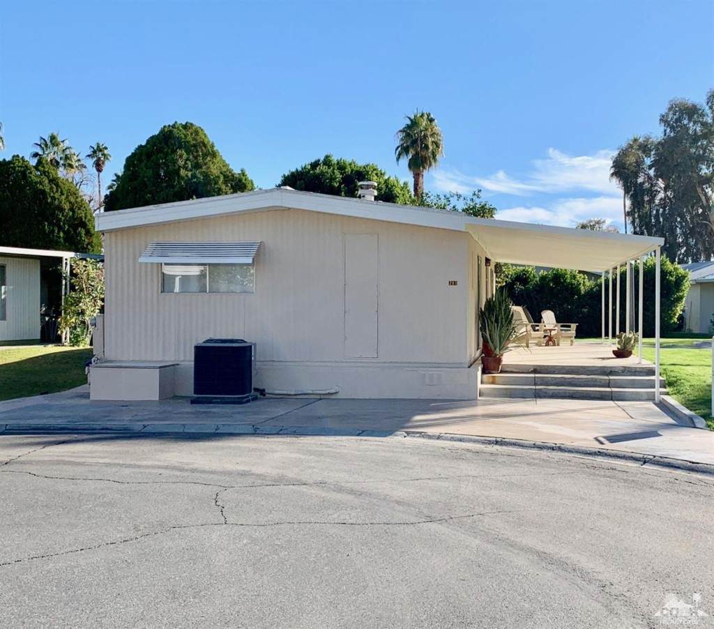281 Turf Paradise Street Street - Photo 1