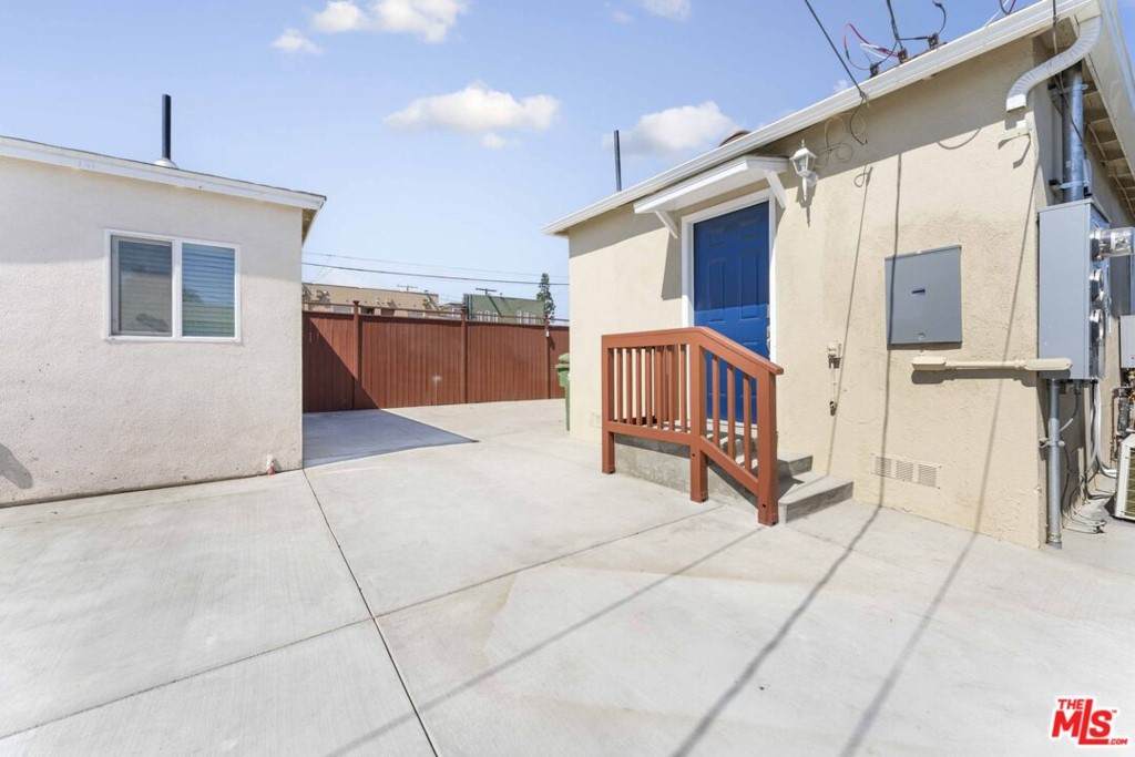 840 115th Street - Photo 1