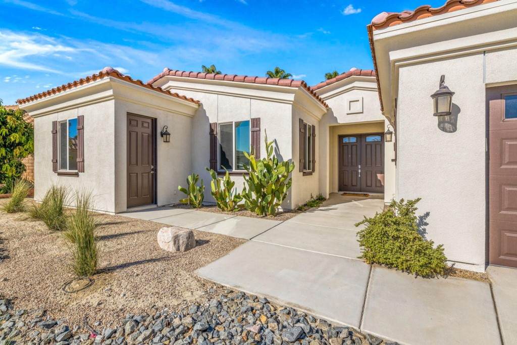 38751 Desert Mirage Drive - Photo 1