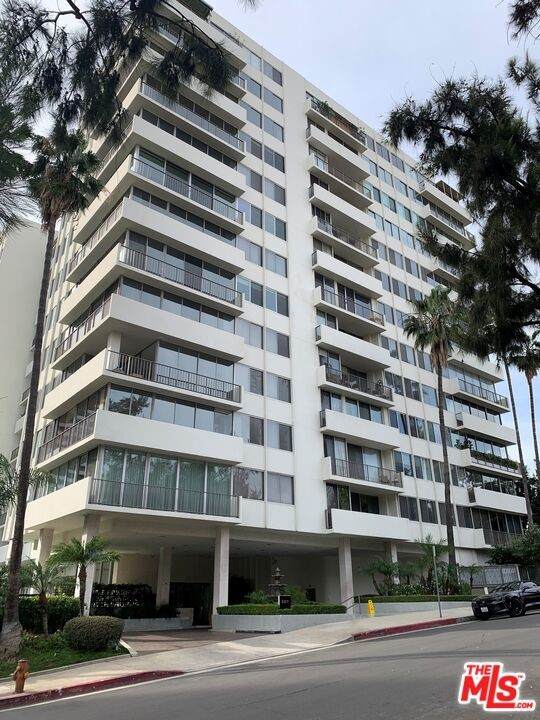 10433 Wilshire Boulevard - Photo 1