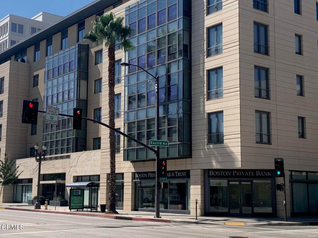 345 Colorado Boulevard - Photo 1